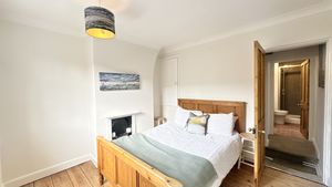 Photo 6- click for photo gallery